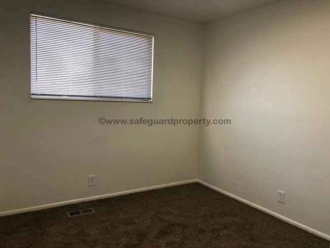 Building Photo - Charming 3 Bedroom Home in Taylorsville