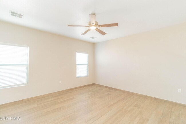 Building Photo - 14993 Eddie Mullens Ct