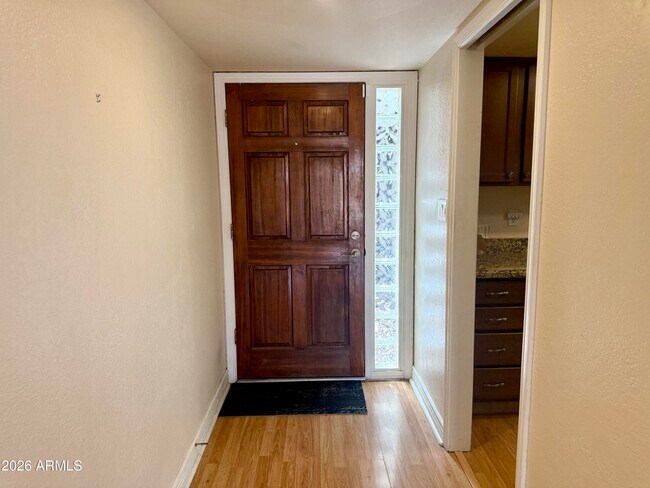 Building Photo - 5147 N 76th Pl