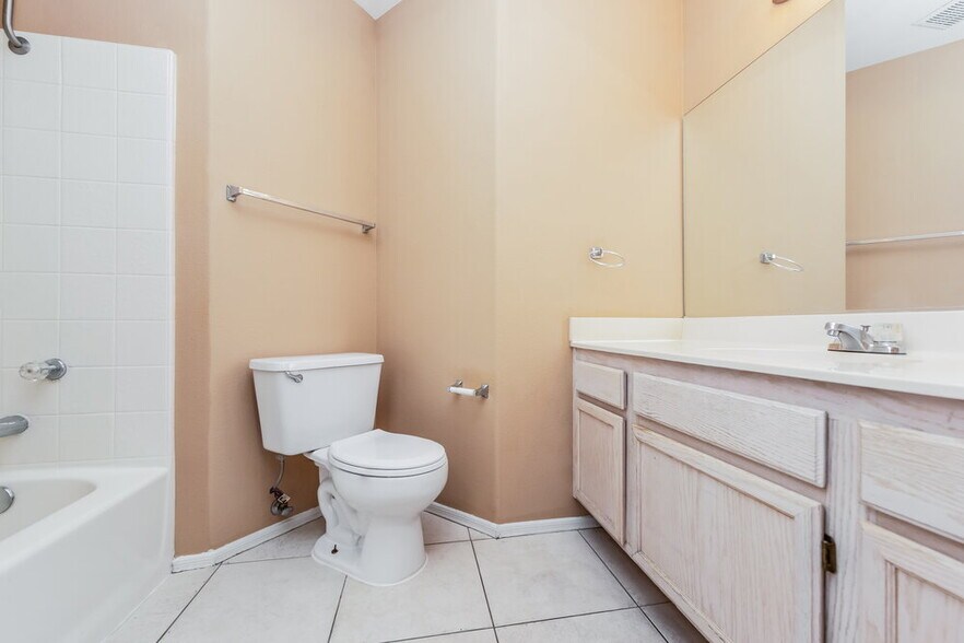 Building Photo - 5116 Brookmere Dr