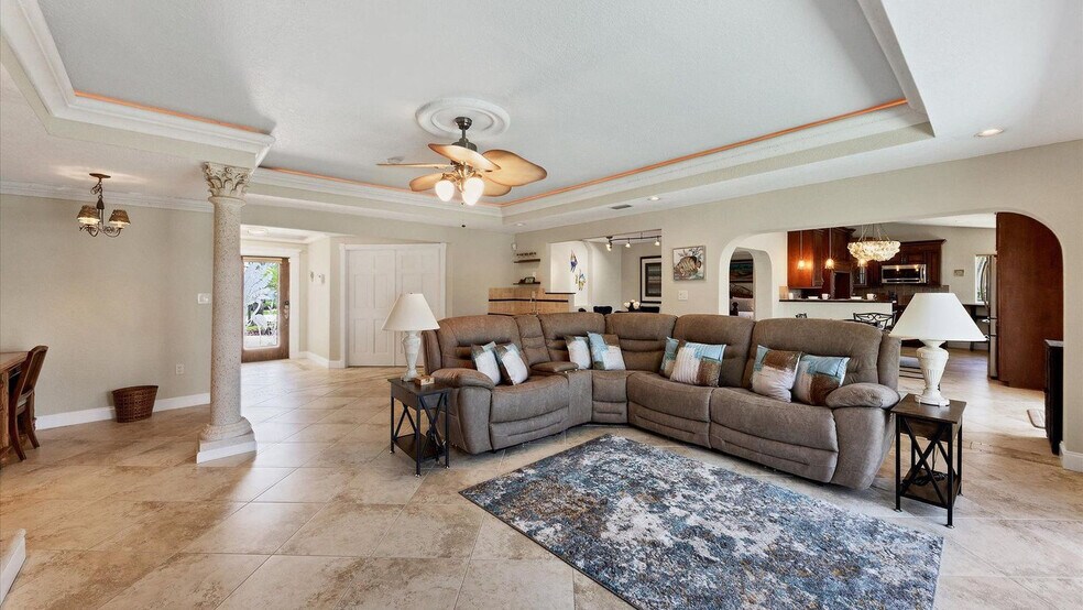 Building Photo - 945 Santa Brigida Ct