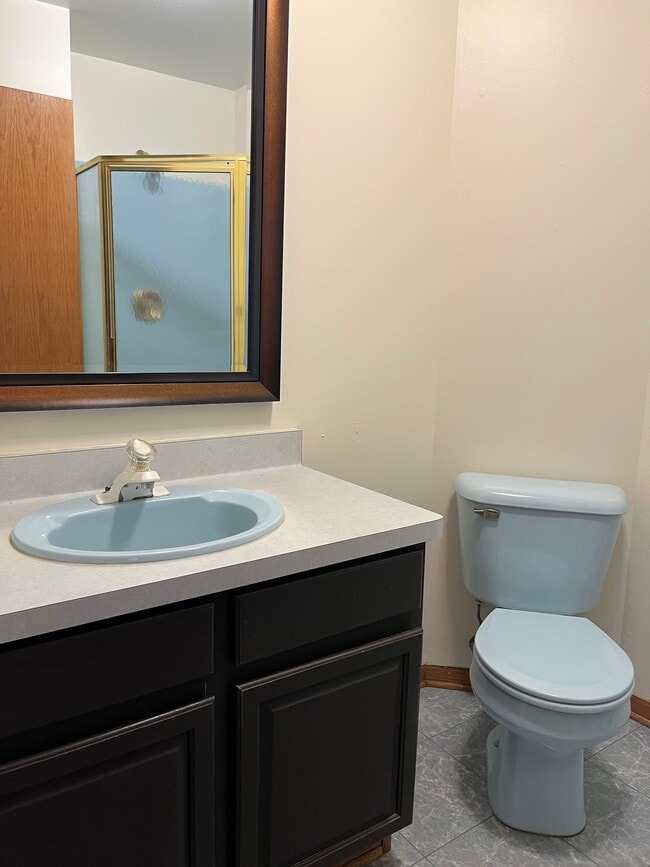 Building Photo - 5849 Oxbow Bend