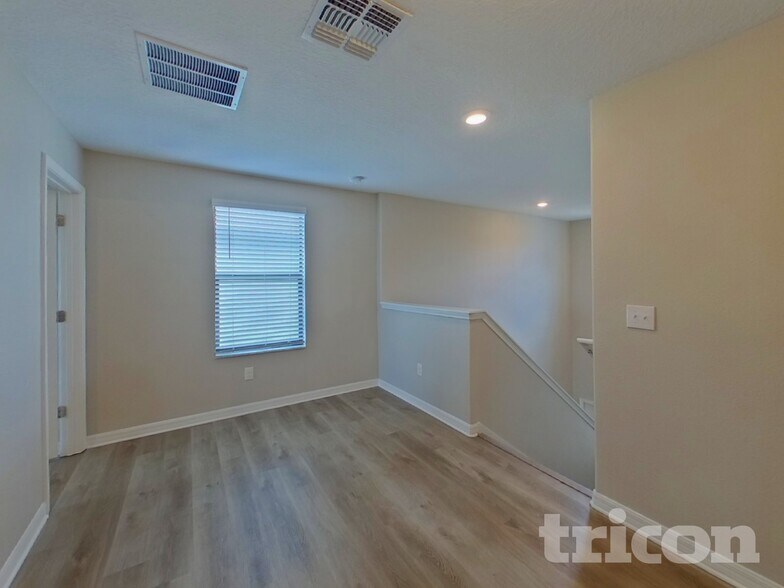 Building Photo - 11115 Hudson Hills Ln