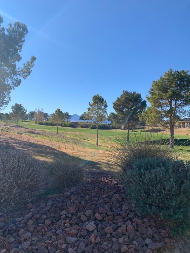 Building Photo - 5745 E La Campana Dr