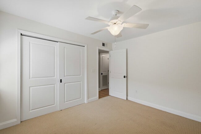 Building Photo - 1240 Fairmont Ave