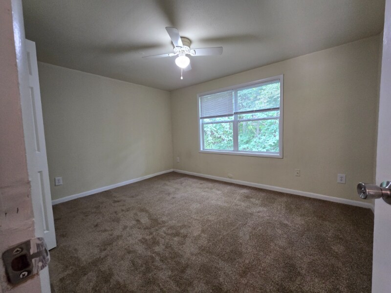 Building Photo - 3925 Keswick Pl