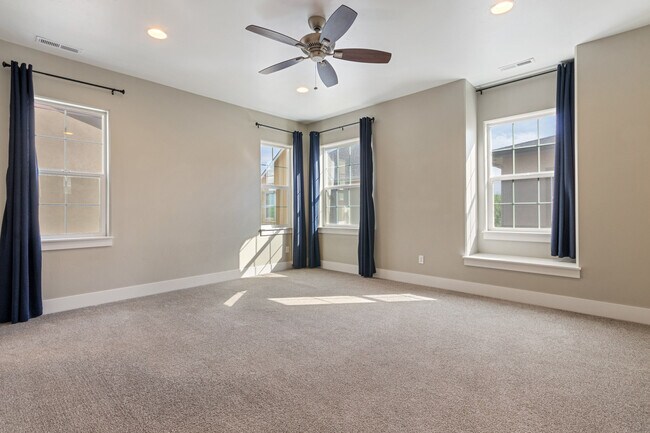 Building Photo - 3846 S Caddis Pl