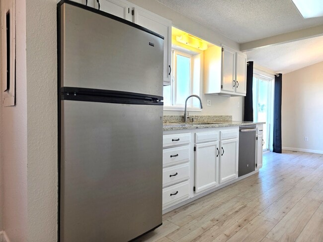Building Photo - 6526 Arrowhead Trail