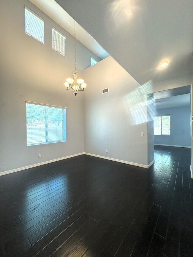Building Photo - COMING SOON! LYONS GATE 5 BDRM + LOFT W CO...