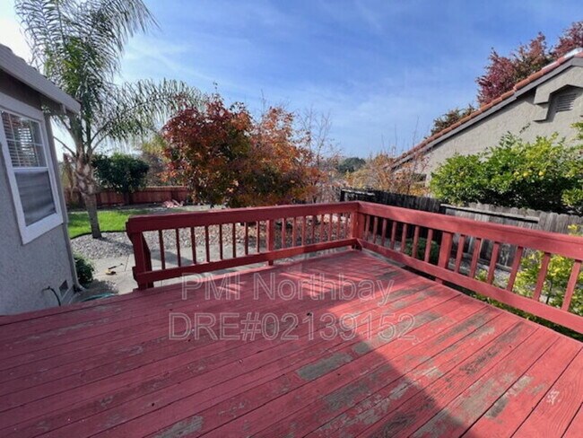 Building Photo - 3213 Hilton Head Dr