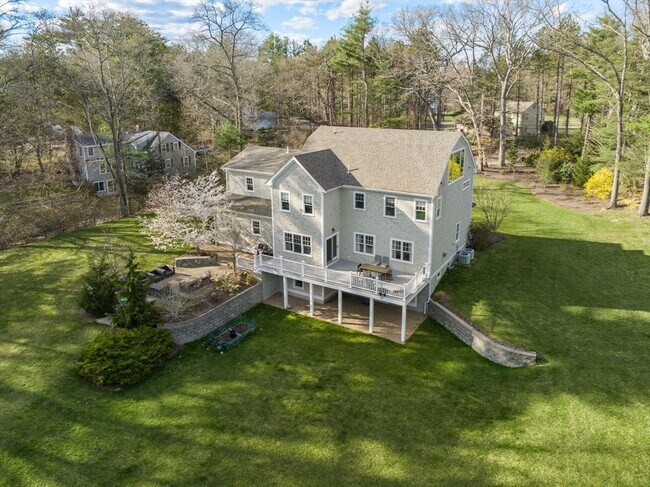 Building Photo - 76 Oxbow Rd