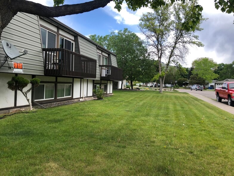 Building Photo - 2907 Harmony Ct