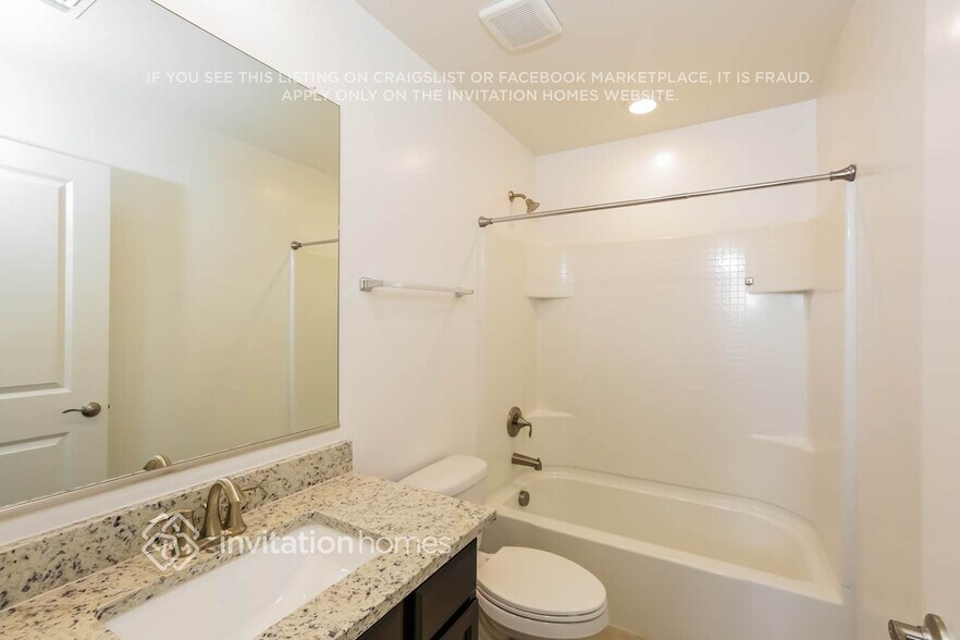 Building Photo - 3907 S 79th Ln