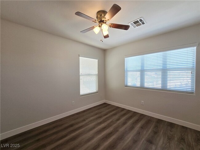 Building Photo - 8789 Ashley Park Ave
