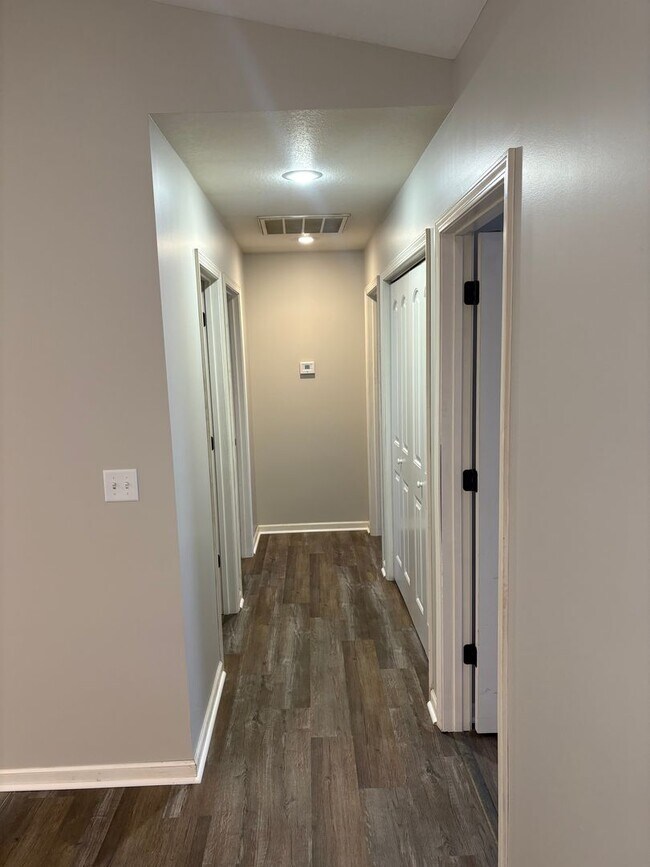 Building Photo - 152 Perseverance Dr