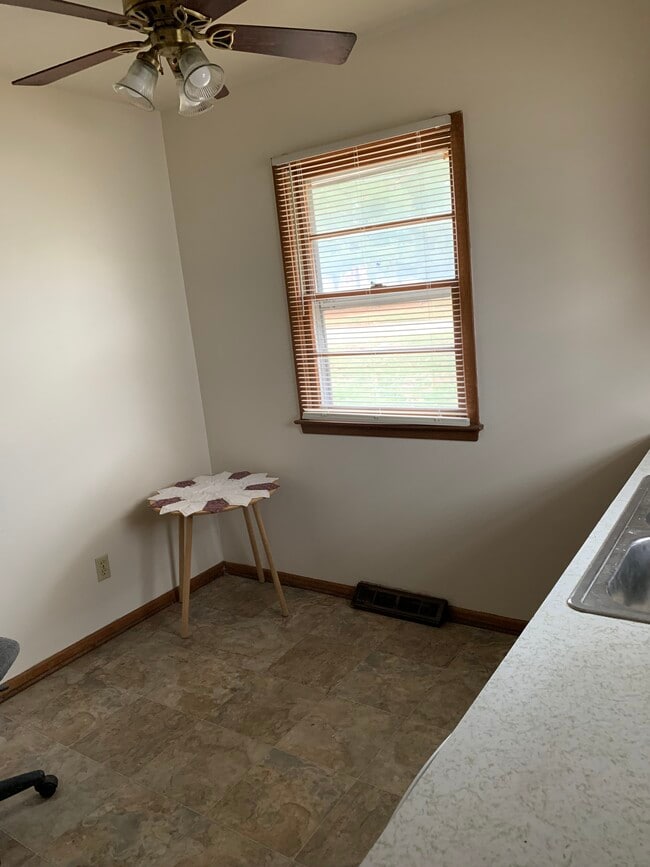 Building Photo - 2816 53rd St