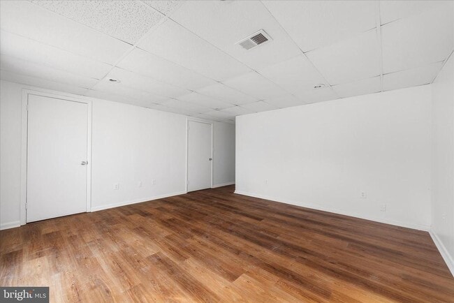 Building Photo - 6911 Cipriano Woods Ct