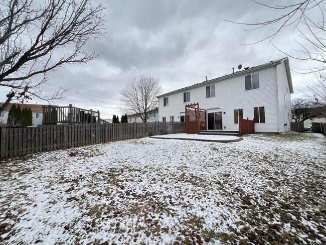 Building Photo - 22306 W Niagara Ct