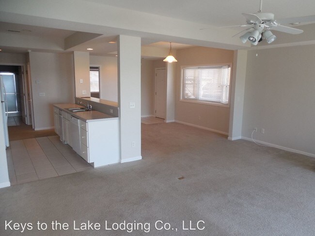 Building Photo - 142 Palisades Dr