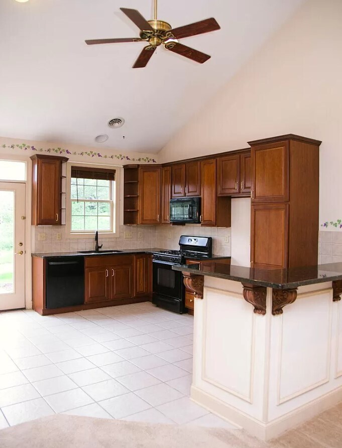 Building Photo - 2157 Bordeaux Court