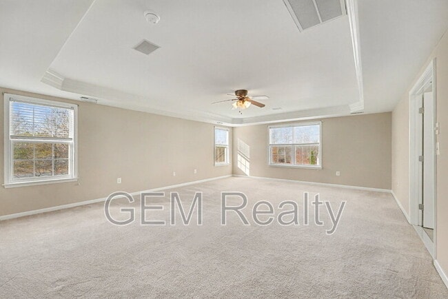 Building Photo - 9 Gallery Rd