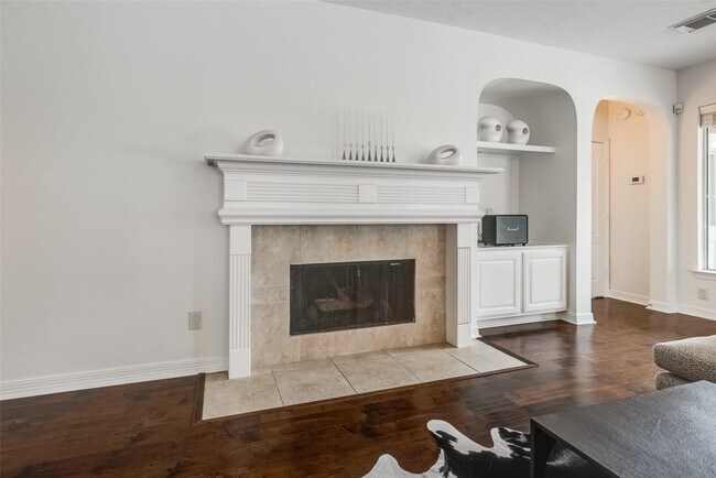 Building Photo - 5710 Cielio Bay Ct