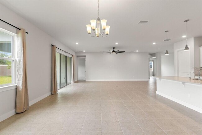 Building Photo - 8353 Ivy Stark Blvd