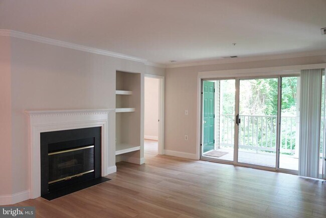 Building Photo - 13109 Millhaven Pl