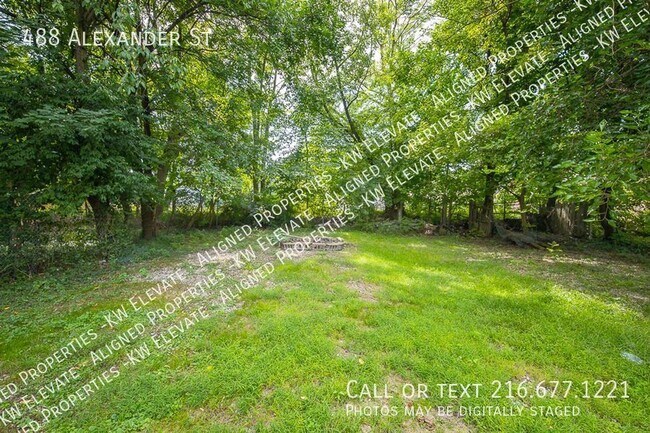 Building Photo - 3 floor Bright & Vibrant 4 bedroom home !