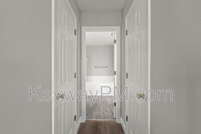 Building Photo - 2054 Reserve Ln