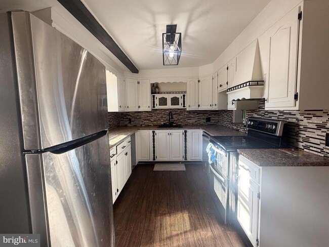 Building Photo - 101 Mill Rd