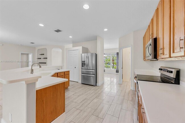 Building Photo - 1273 Scarlet Oak Cir