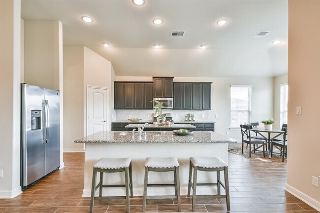 Building Photo - 12617 White Cove Dr