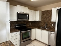 Building Photo - 10857 NW 45th St