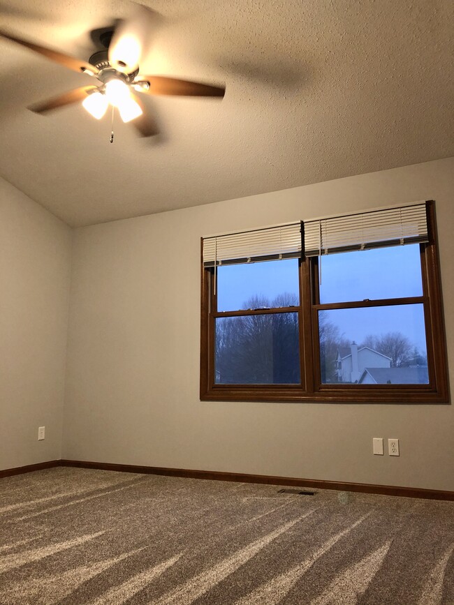 Master Bedroom - 4325 Chelten Ave