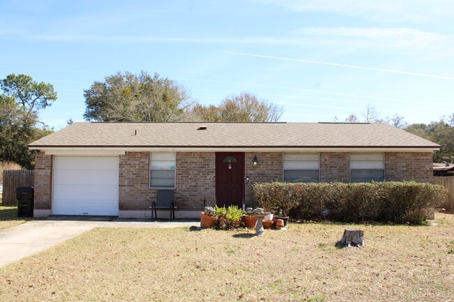 Building Photo - 1563 Pawnee St