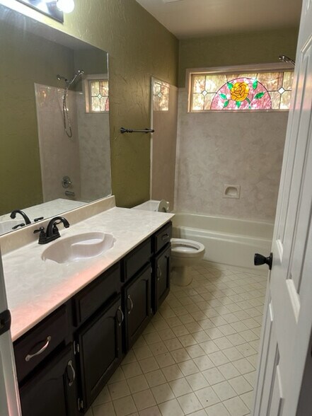 Building Photo - 6630 Millgrove Park Dr
