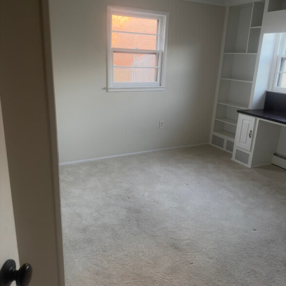 Building Photo - 14756 Delta Ct