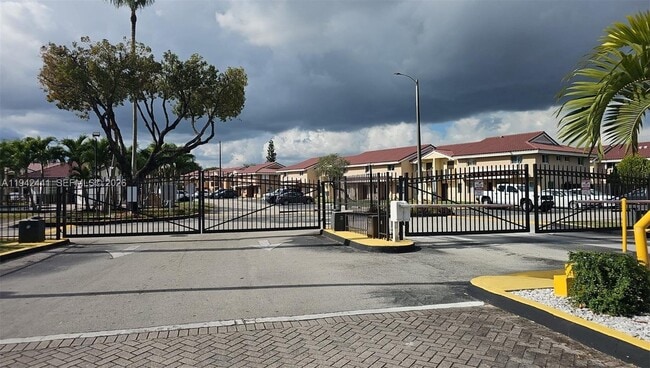 Building Photo - 8253 NW 5th Terrace