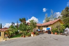Building Photo - Moorpark SouthView Ranch Cottages