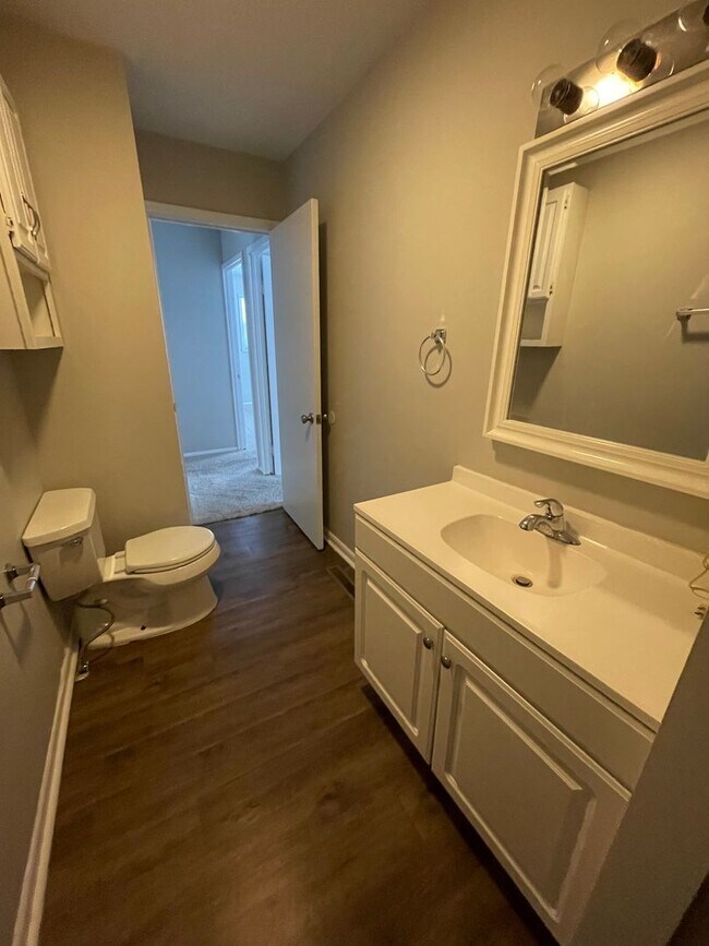 Building Photo - Great 4 Bedroom Home for Lease!