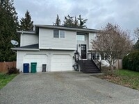 Building Photo - 26525 Fox Hill Dr N