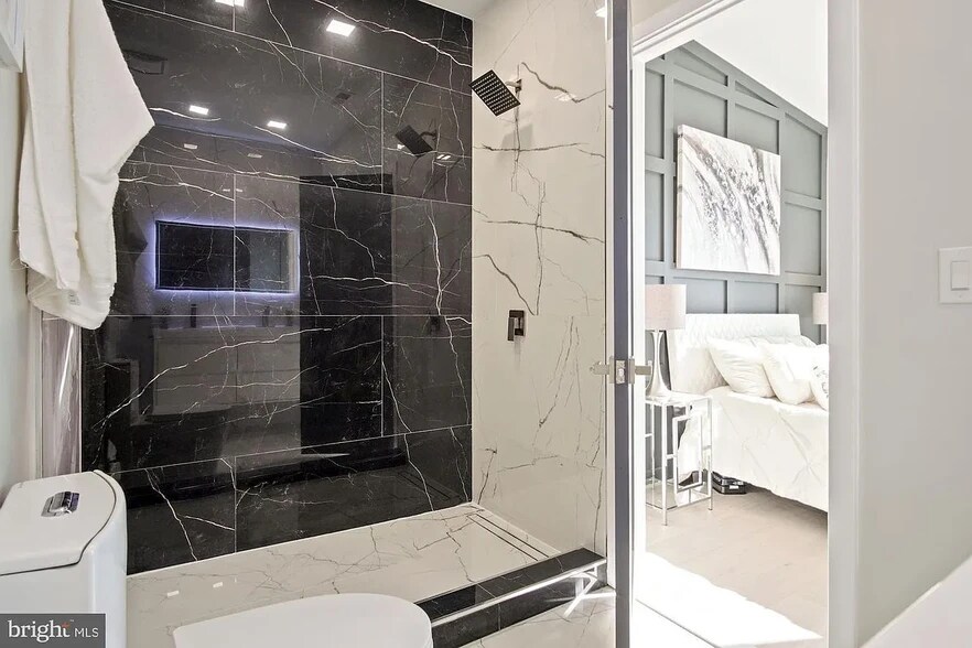Master Shower - 1355 Bryant St NE