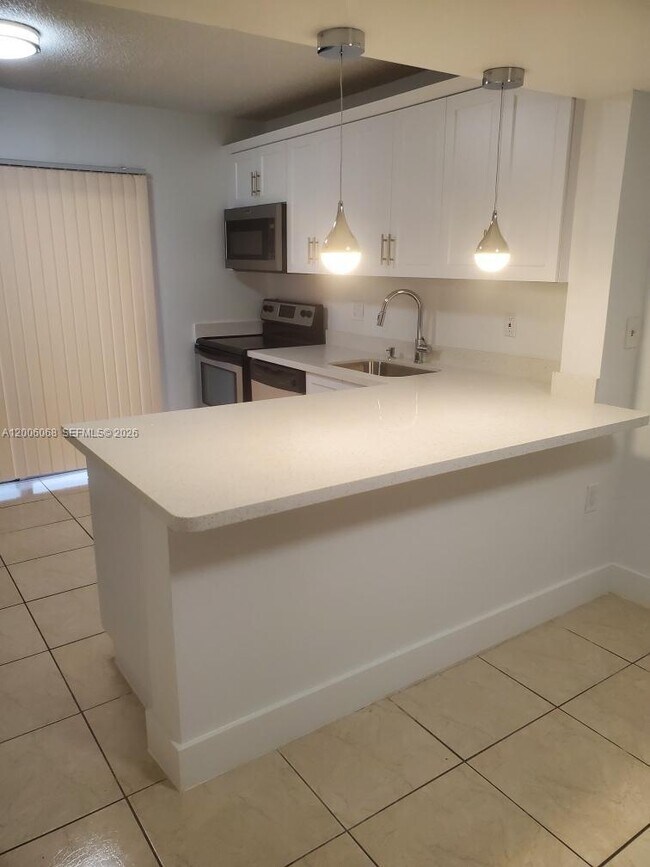 Building Photo - 8260 NW 5th Terrace