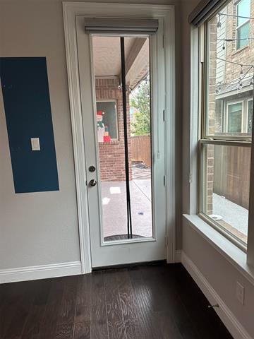 Building Photo - 3567 Sevilla Dr