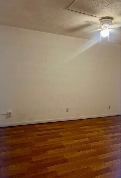 Building Photo - 1424 Tower Ave