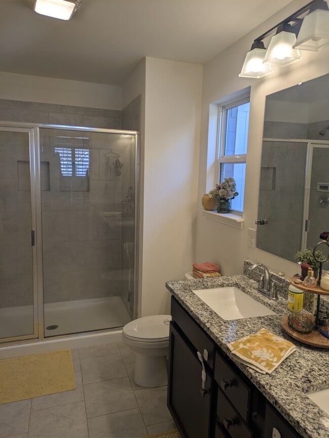 Building Photo - 7481 Hartsfield Dr