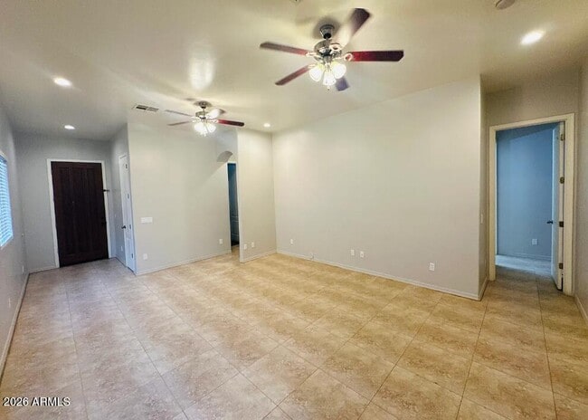 Building Photo - 1417 E Lupine Ave