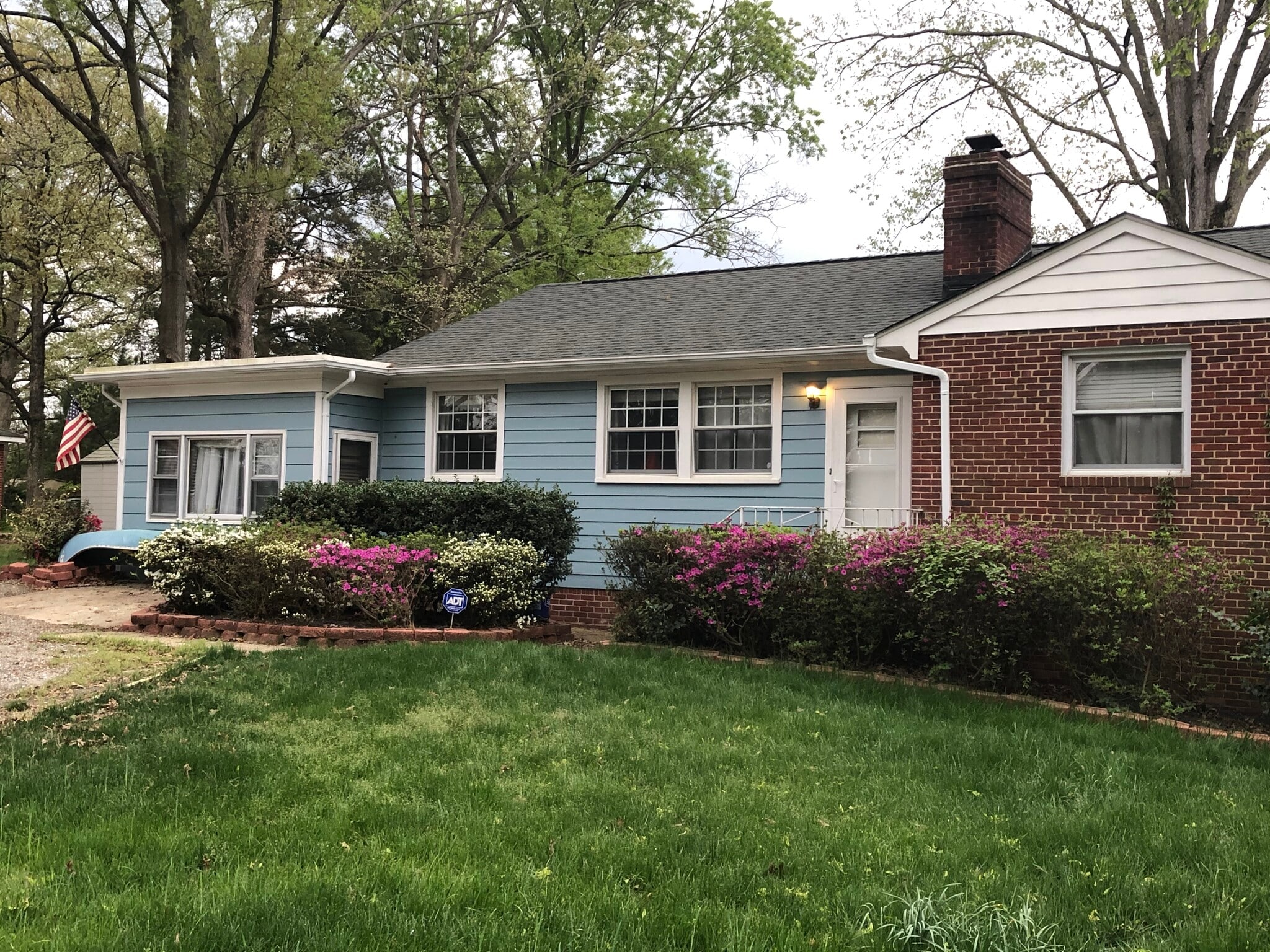 Building Photo - 6241 Forest Hill Ave