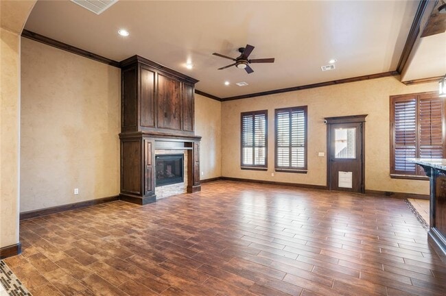 Building Photo - 11809 Dunbar Ct